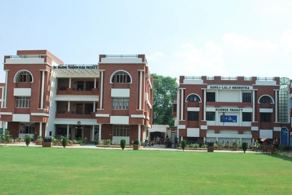 Sadanlal Savaldas Khanna Girls Degree College