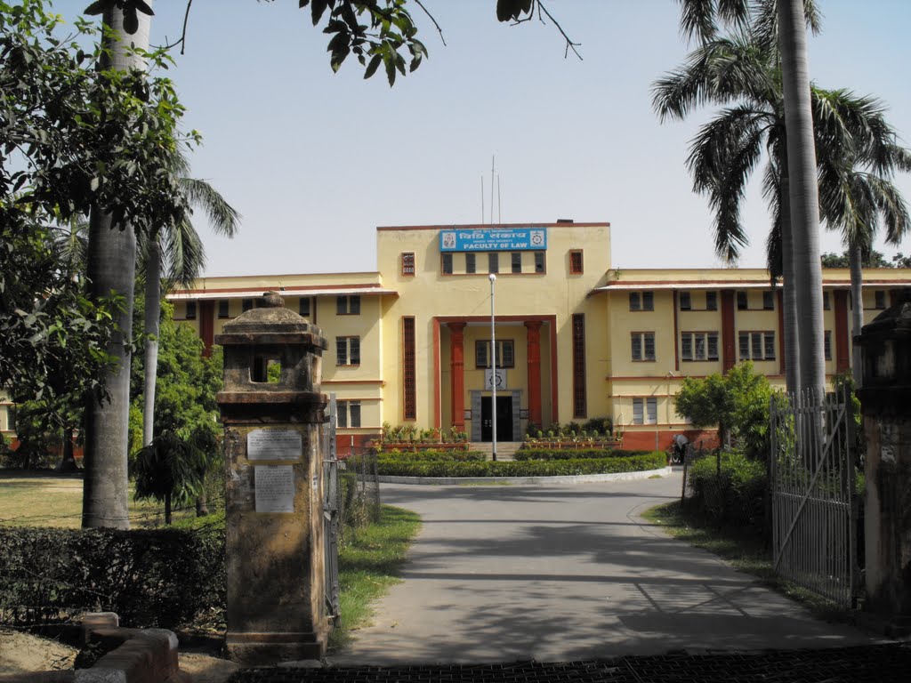 Faculty Of Law Banaras Hindu University